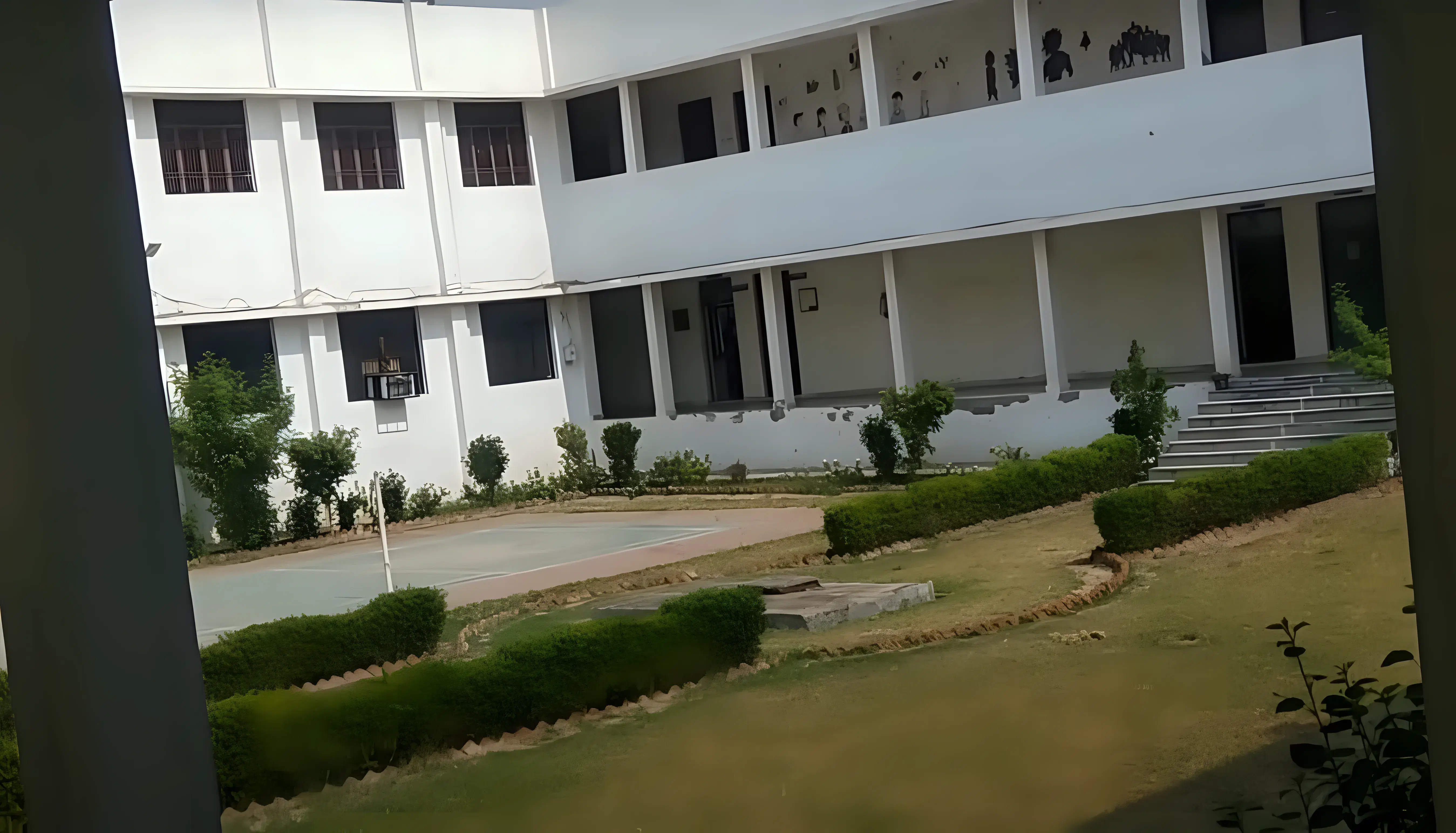 Raja Balwant Singh Engineering Technical Campus Agra infrastructure photo 2